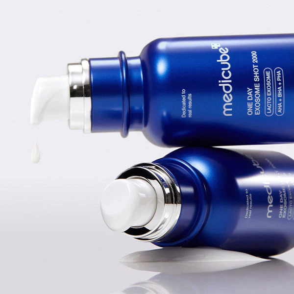 MEDICUBE One-Day Exosome Shot Pore Ampoule 2000 - multifunkční mikrojehličkové sérum30 ml