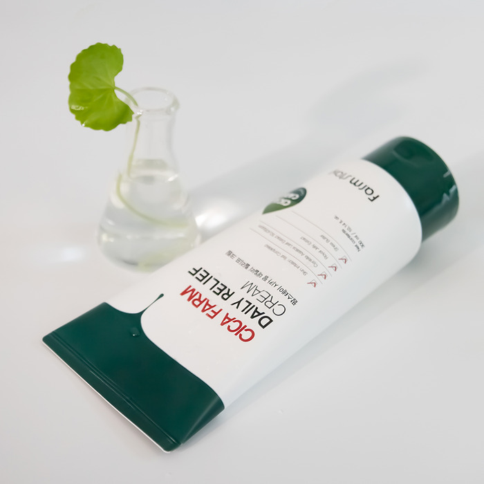 FARMSTAY Cica Farm Daily Relief Cream - zklidňující pleťový krém 300ml