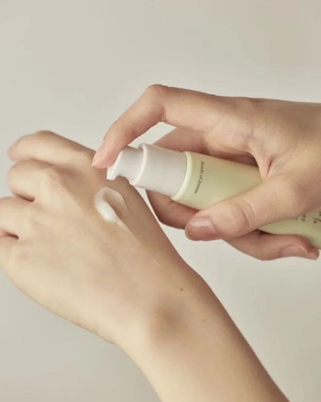 BEAUTY OF JOSEON  Light On Serum Centella + Vita C - Rozjasňující sérum s vitamínem C 30 ml